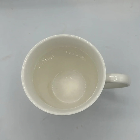 Milly Green British Design Santa Paws dachshund mug - Picture 2 of 3